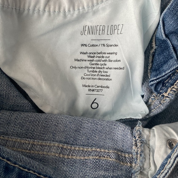 Short jeans - Picture 3 of 4